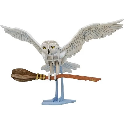 Incredibuilds Harry Potter Hedwig Book & Wooden Model Kit 2 Incredibuilds Harry Potter Hedwig Book & Wooden Model Kit - Image 2